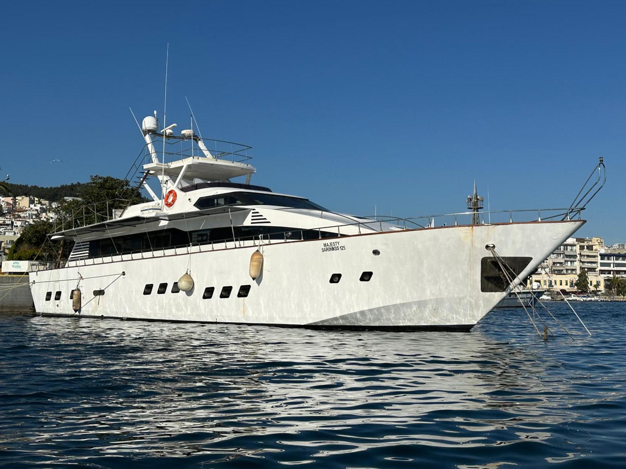 Exclusive Yacht - Sea & Old Town Views - Prime Location Tekne