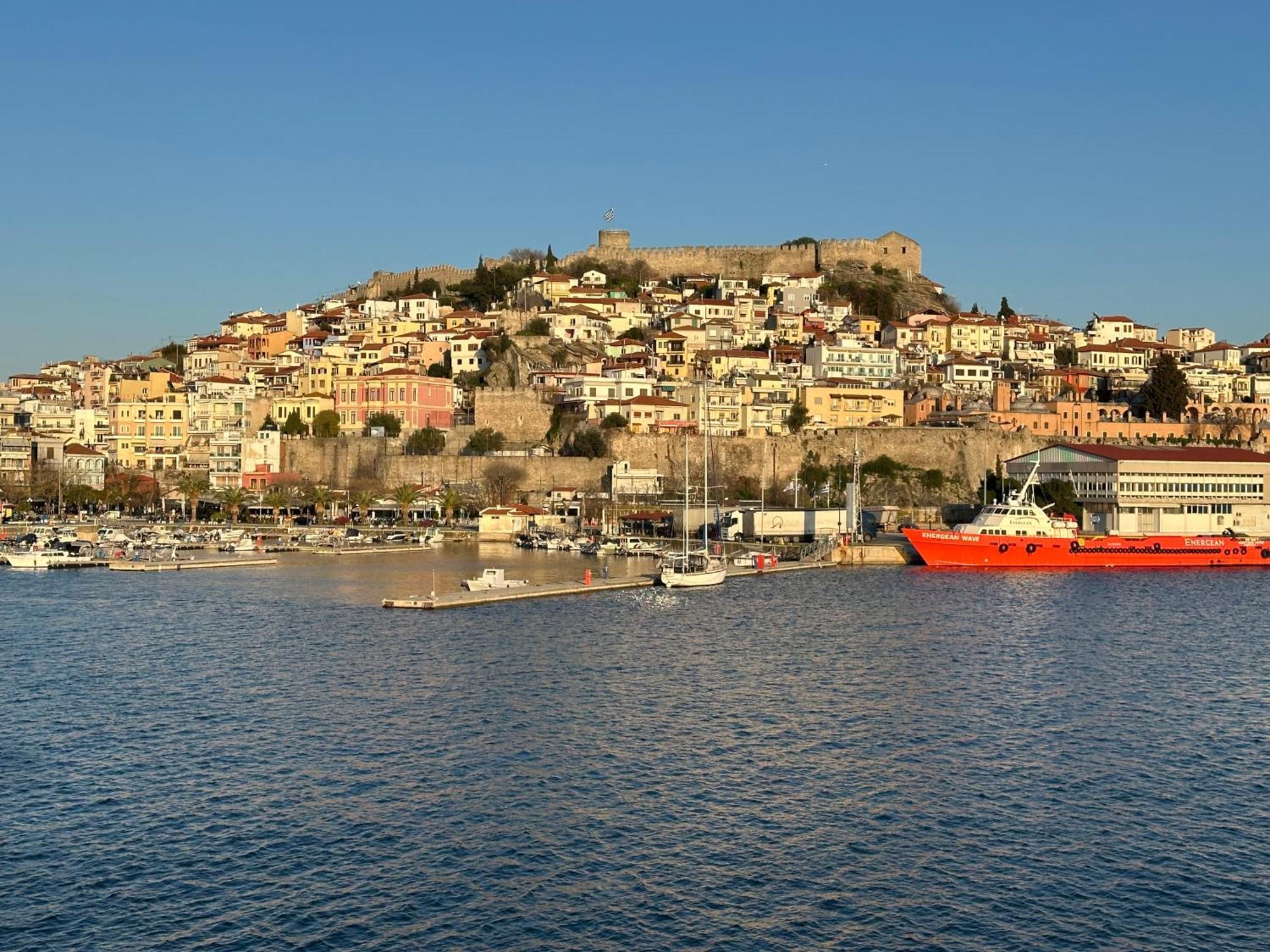 Exclusive Yacht - Sea & Old Town Views - Prime Location