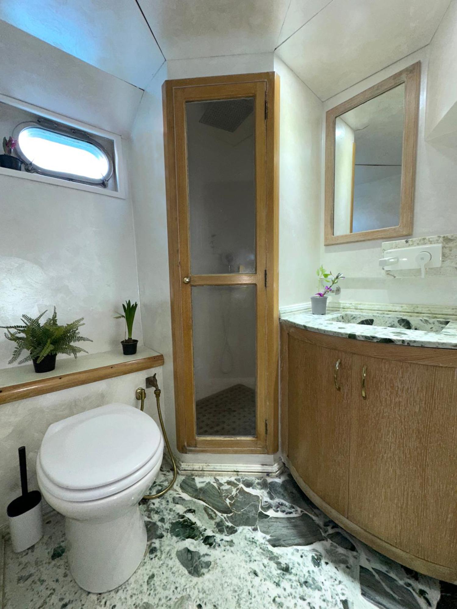 Exclusive Yacht - Sea & Old Town Views - Prime Location Tekne Kavala
