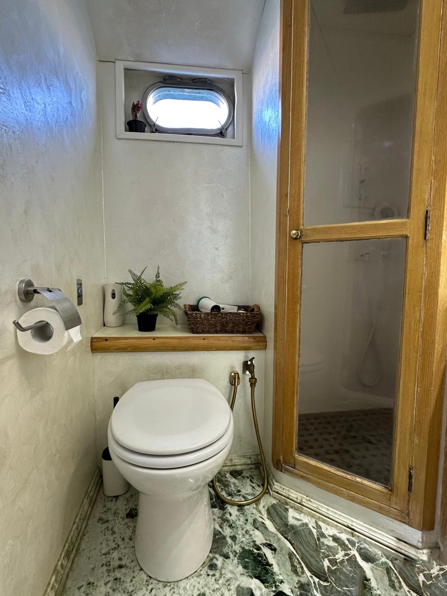 Exclusive Yacht - Sea & Old Town Views - Prime Location Tekne